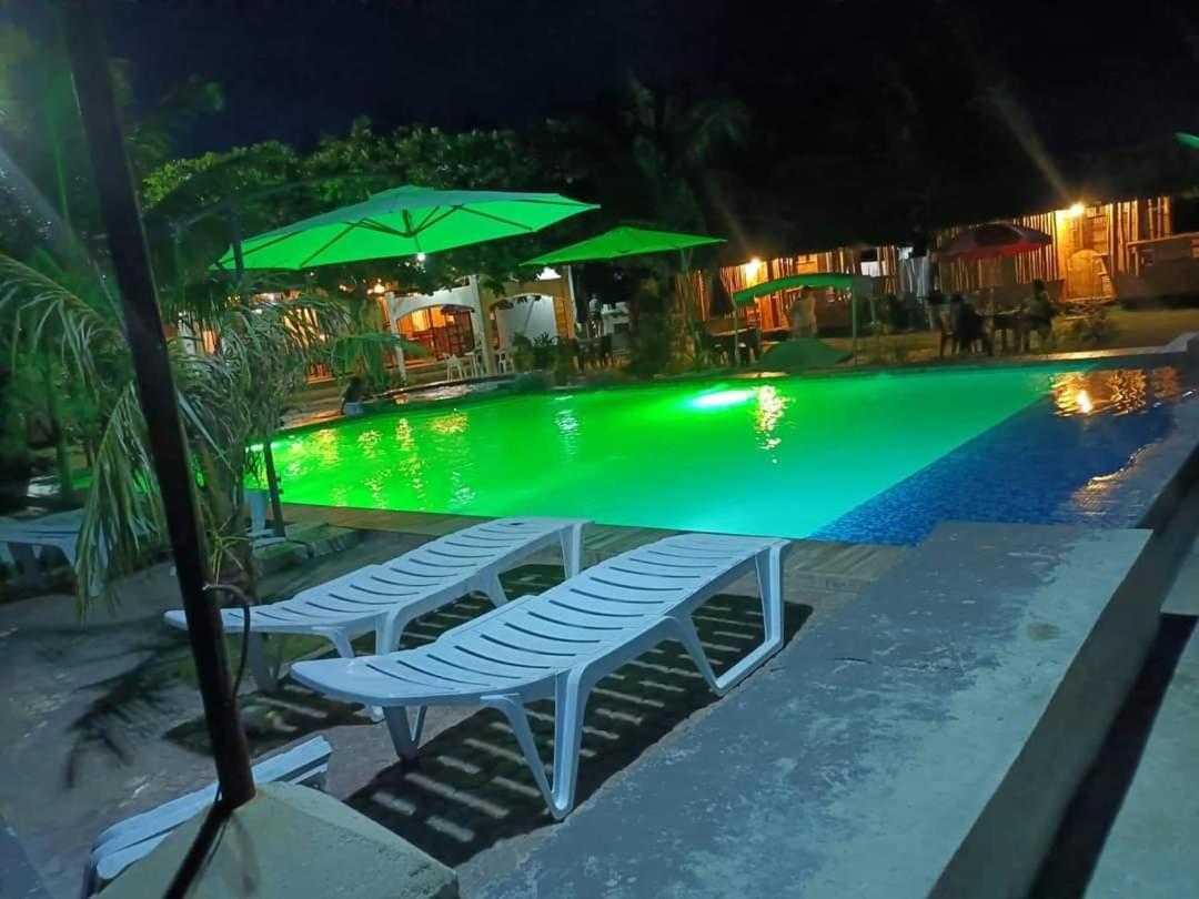 Rrj'S Beach Resort Oslob Ngoại thất bức ảnh